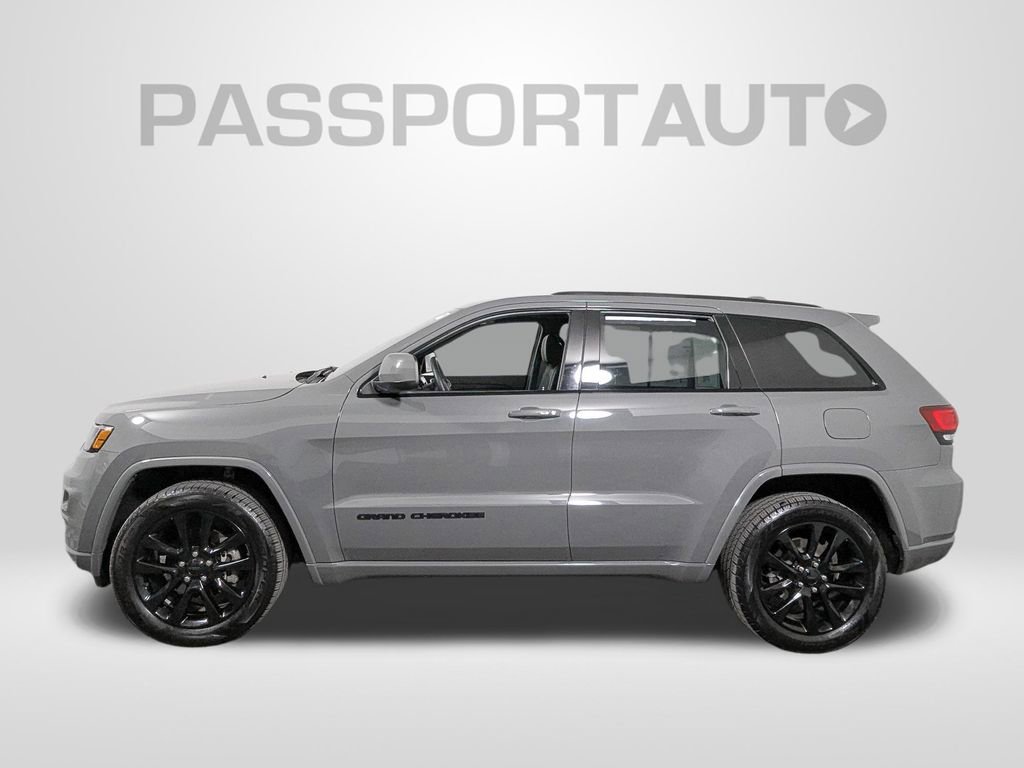 Used 2019 Jeep Grand Cherokee Altitude image 2