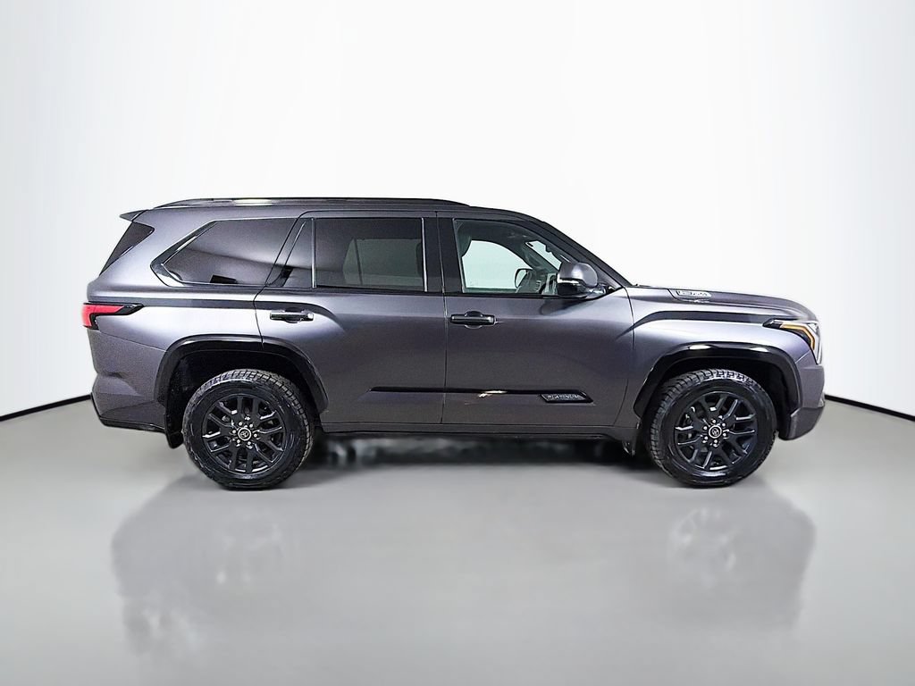 Used 2023 Toyota Sequoia Platinum AWD/4WD image 5