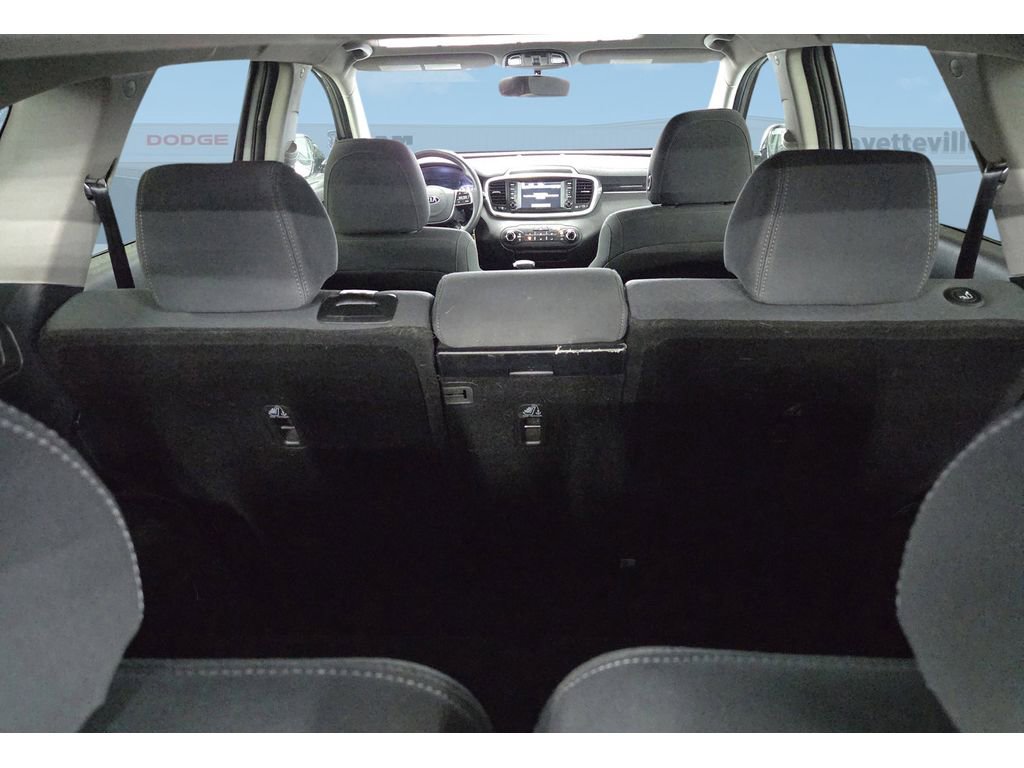 Used 2020 Kia Sorento L image 30