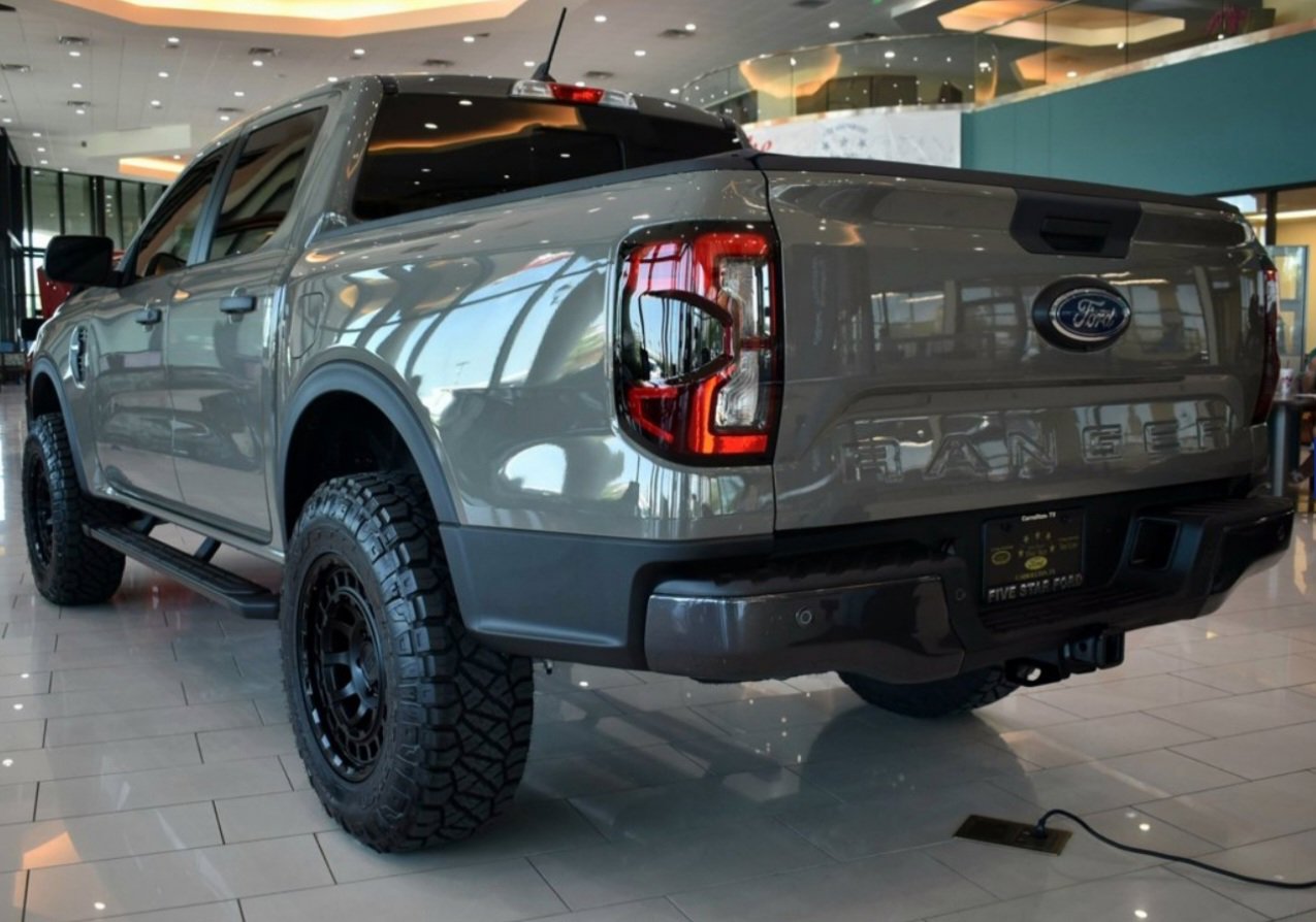 New 2025 Ford Ranger XLT w/ Equipment Group 301A High image 6