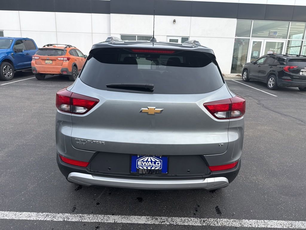 Certified 2025 Chevrolet TrailBlazer LT w/ Driver Confidence Package AWD/4WD image 4