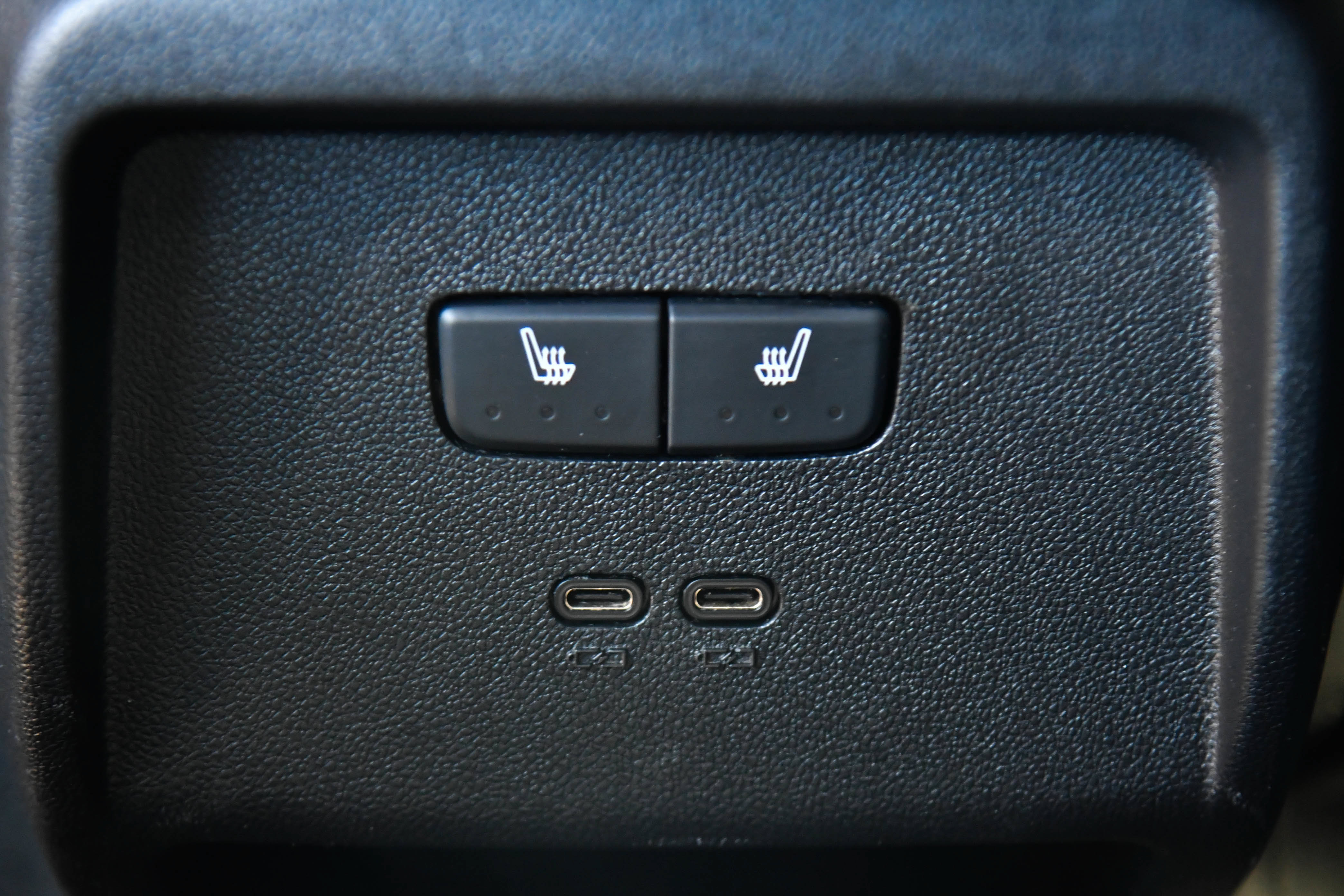 Used 2024 Chevrolet Equinox EV LT FWD image 45