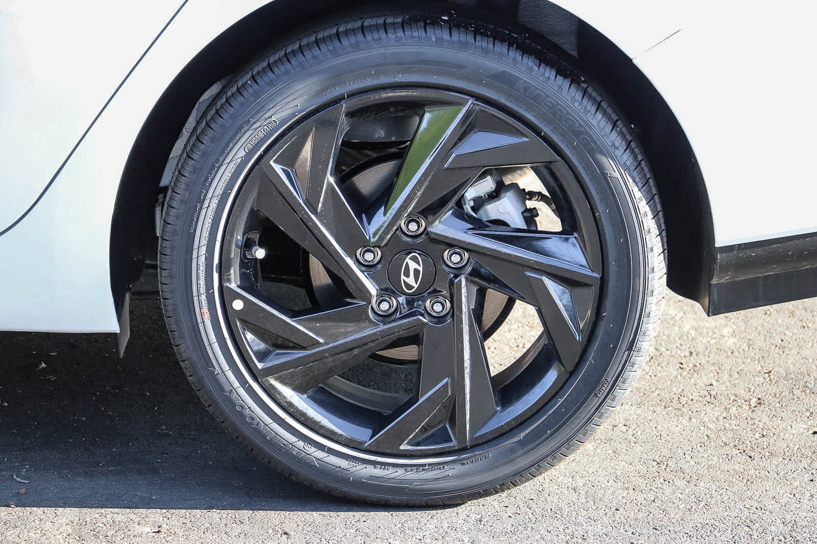 New 2026 Hyundai Elantra Sport FWD image 12