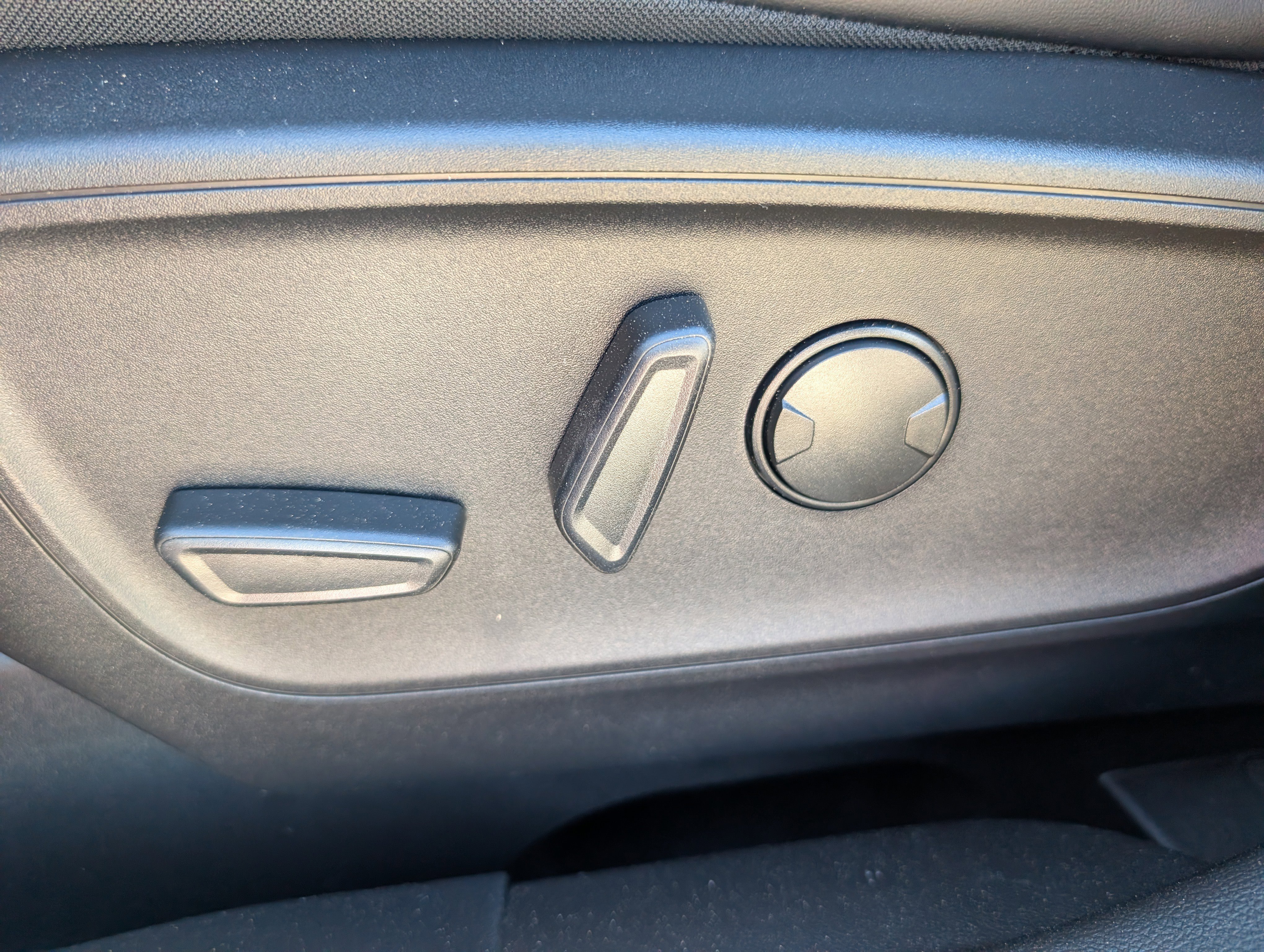 New 2026 Ford Escape ST-Line w/ Tech Pack #1 FWD image 23