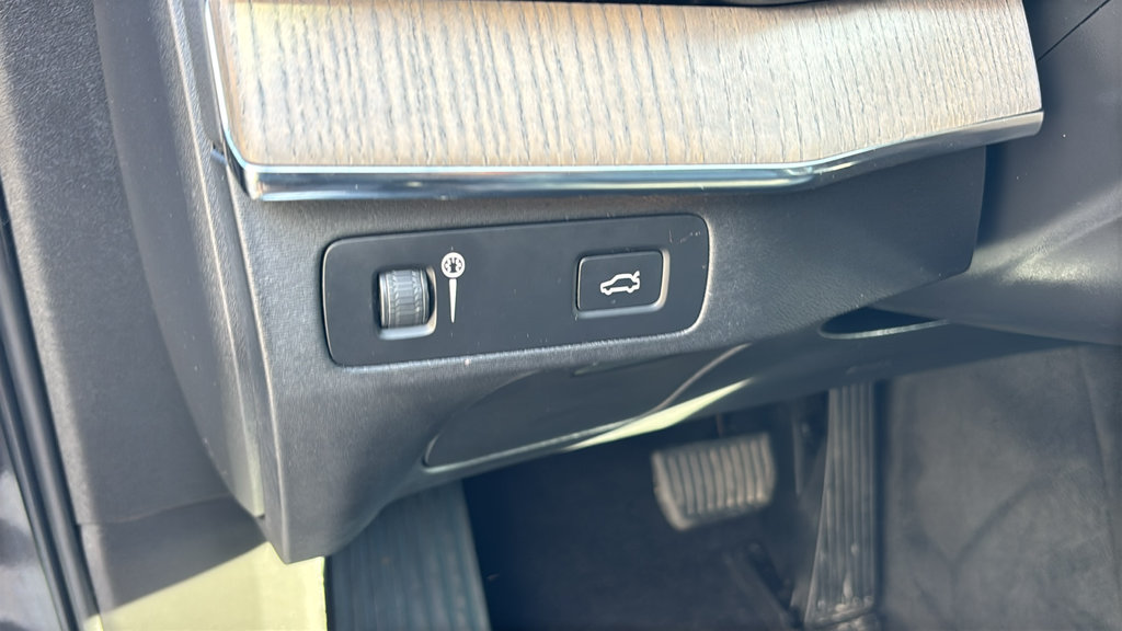 Used 2021 Volvo XC90 T6 Inscription w/ Advanced Package AWD/4WD image 13