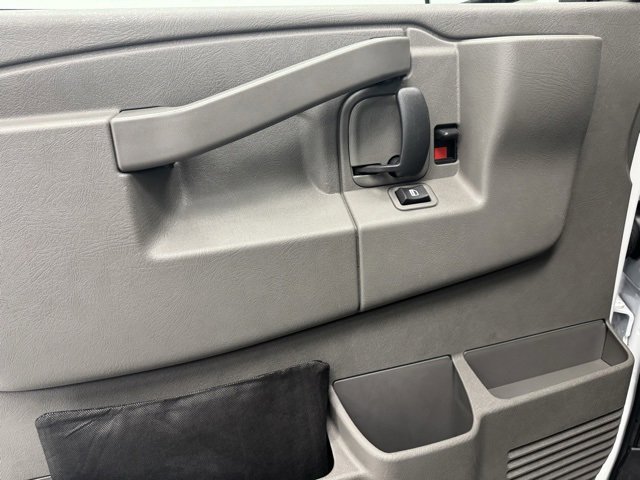 New 2026 Chevrolet Express 3500 w/ Power Convenience Package image 9