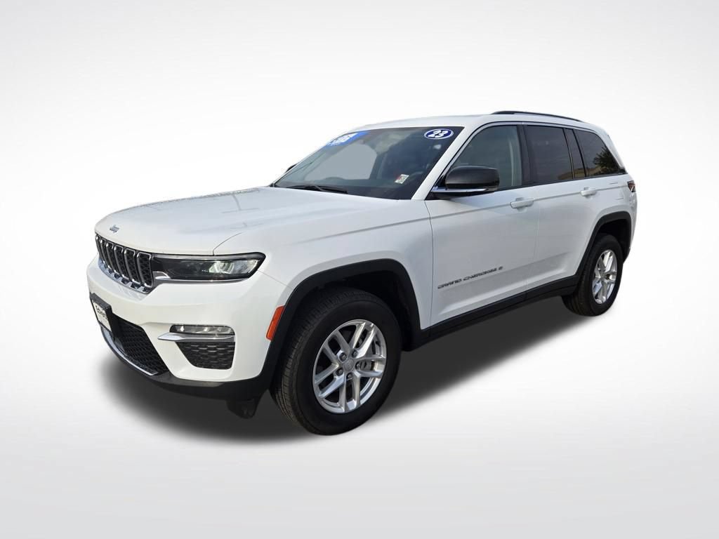 Used 2023 Jeep Grand Cherokee Limited AWD/4WD image 7