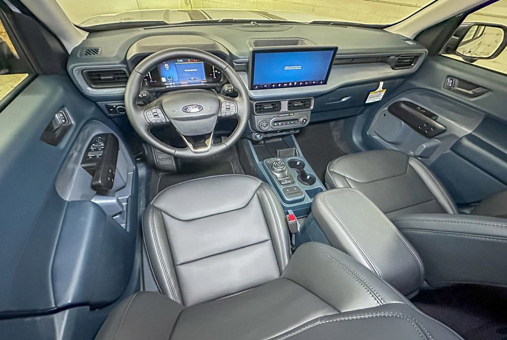 New 2026 Ford Maverick Lariat w/ Black Appearance Package image 9