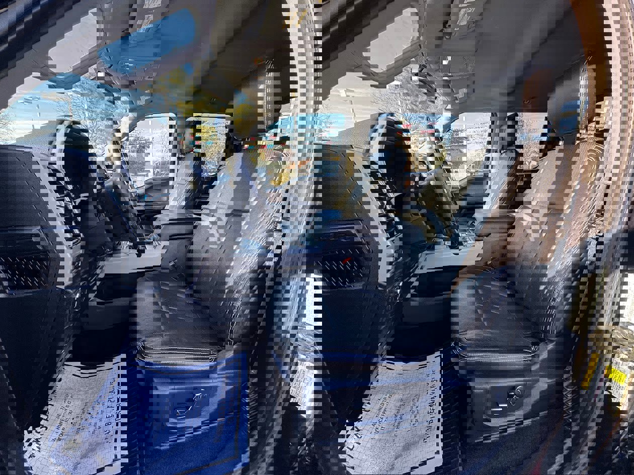 Used 2018 Ford F150 Lariat w/ Equipment Group 501A Mid image 10