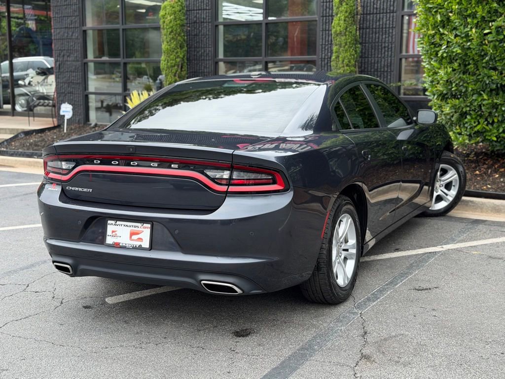 Used 2019 Dodge Charger SXT RWD image 11