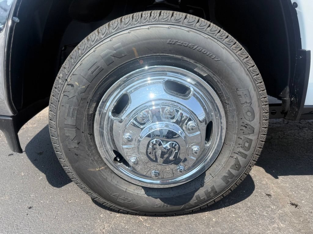 New 2026 RAM 3500 Tradesman w/ Chrome Appearance Group A AWD/4WD image 10