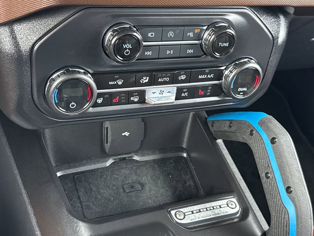 Used 2023 Ford Bronco Outer Banks w/ Sasquatch Package image 23