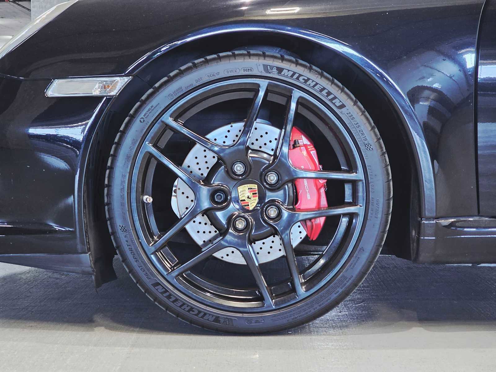 Used 2009 Porsche 911 Carrera S image 8