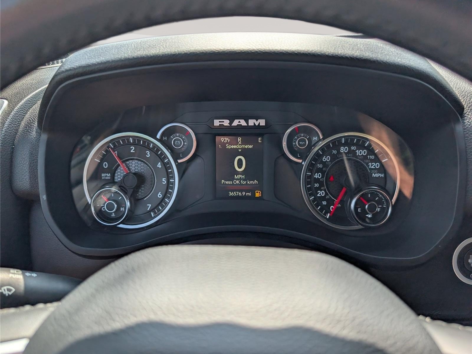 Used 2024 RAM 2500 Big Horn AWD/4WD image 28