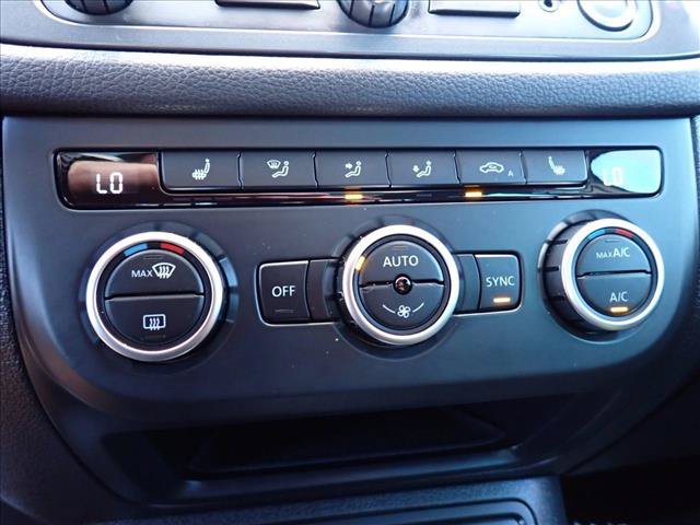 Used 2014 Volkswagen Tiguan SEL FWD image 18