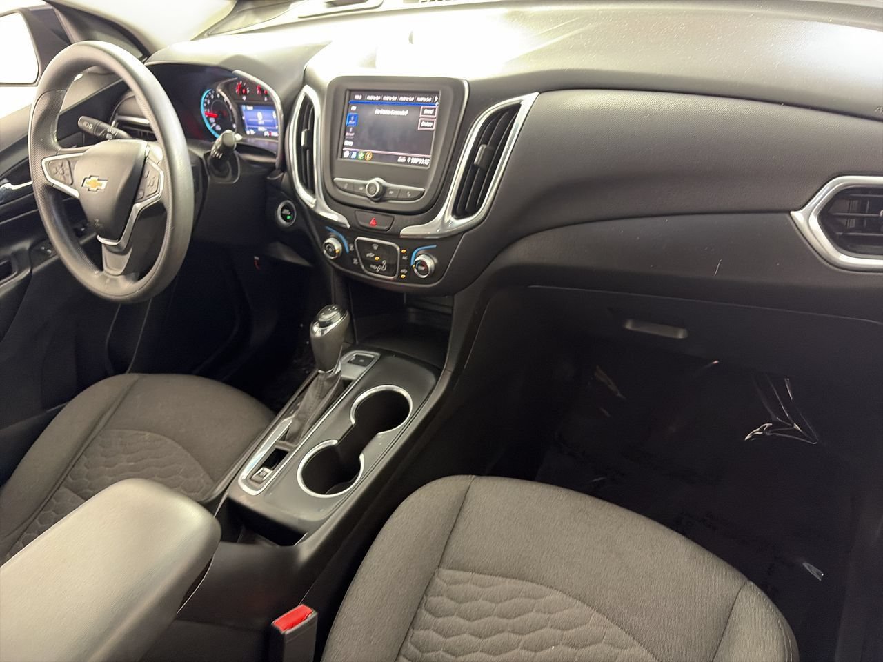 Used 2021 Chevrolet Equinox LT AWD/4WD image 25