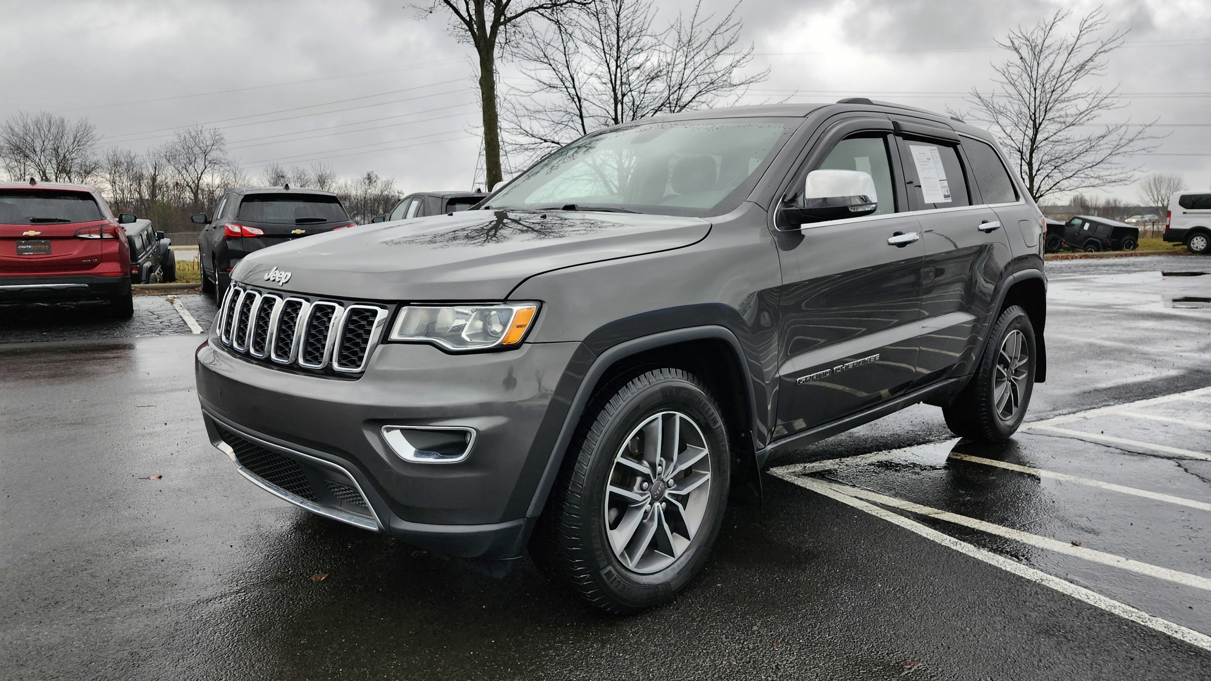 Used 2019 Jeep Grand Cherokee Limited image 15