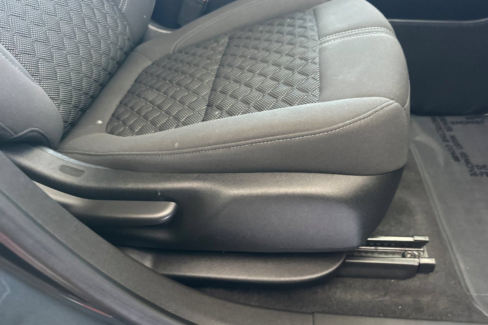 Used 2019 Chevrolet Blazer LT FWD image 23