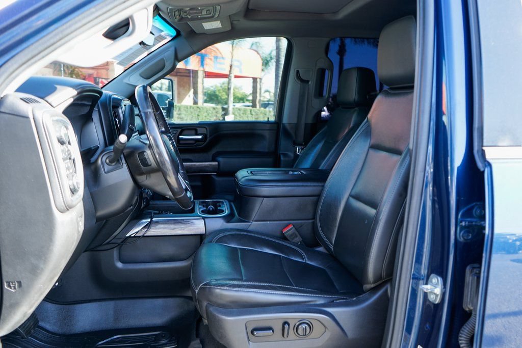 Used 2020 Chevrolet Silverado 2500 LTZ w/ LTZ Premium Package AWD/4WD image 18
