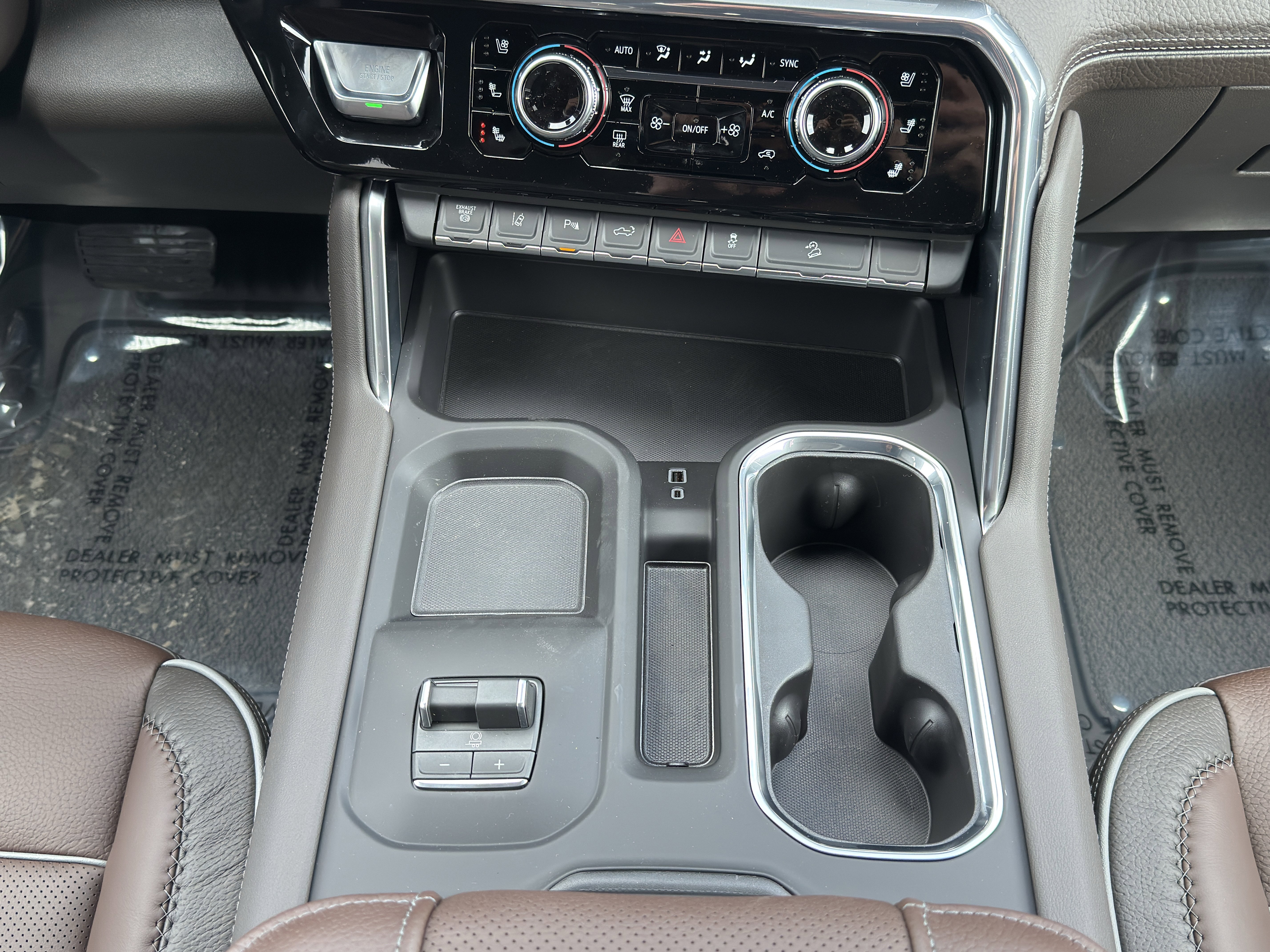 New 2026 GMC Sierra 3500 Denali w/ Denali Reserve Package image 37