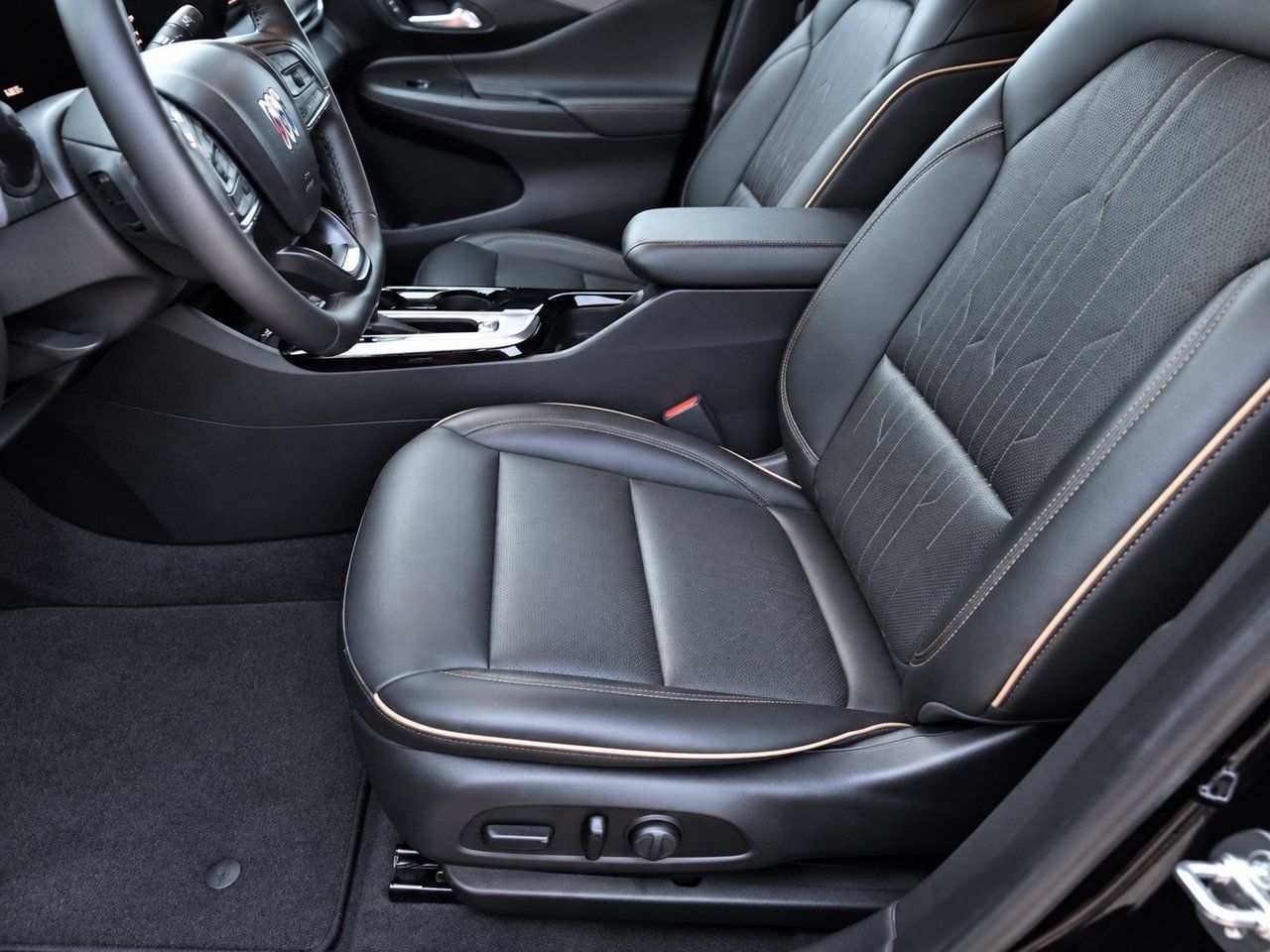 Certified 2025 Buick Envista Avenir FWD image 12