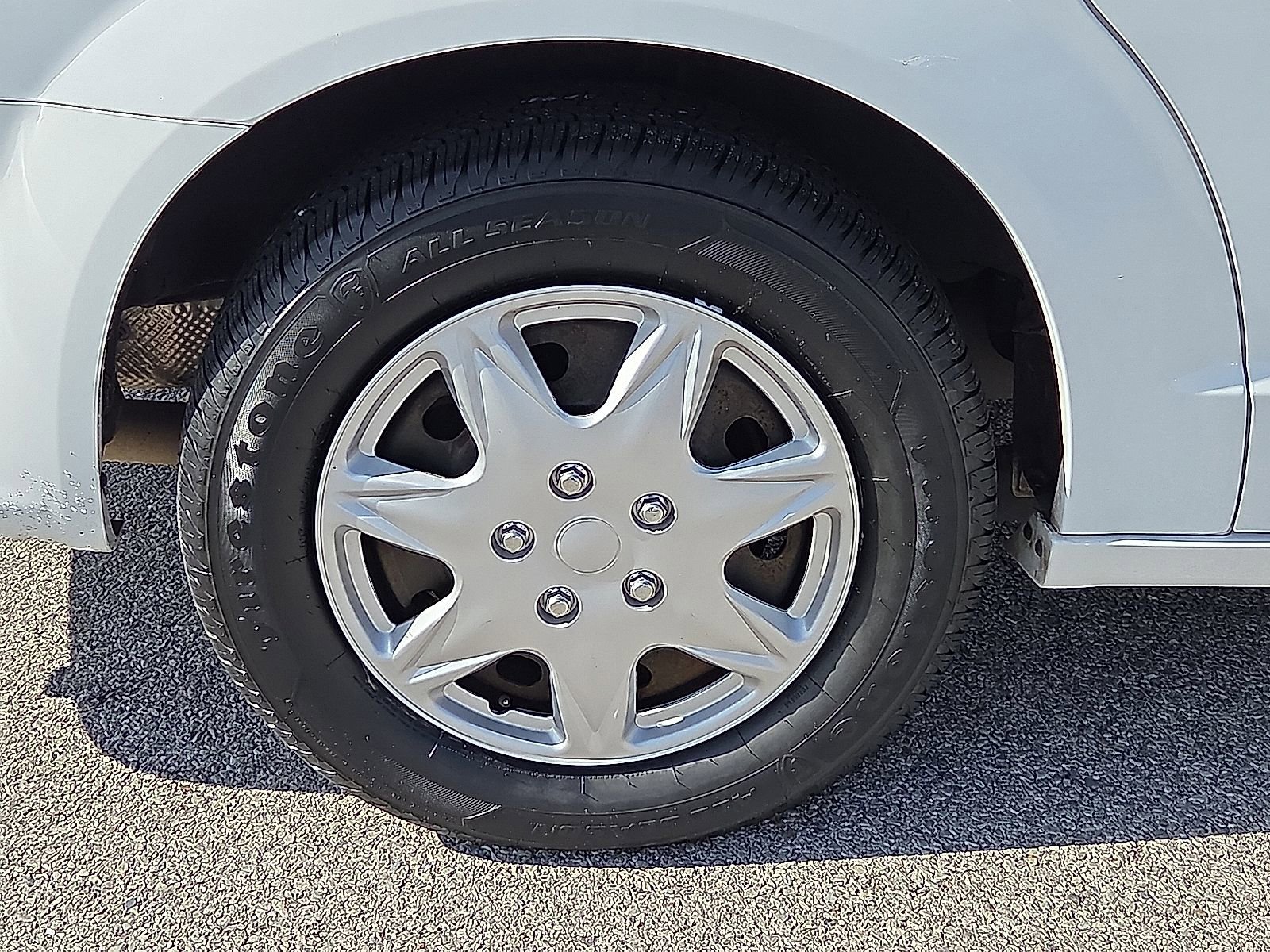 Used 2019 Dodge Grand Caravan SE image 7