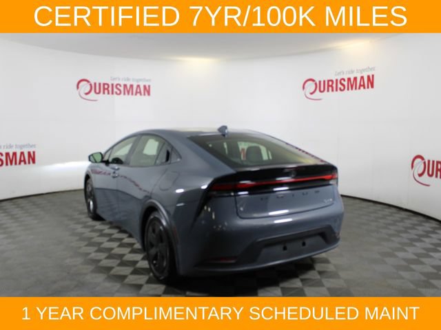 Used 2025 Toyota Prius LE FWD image 6