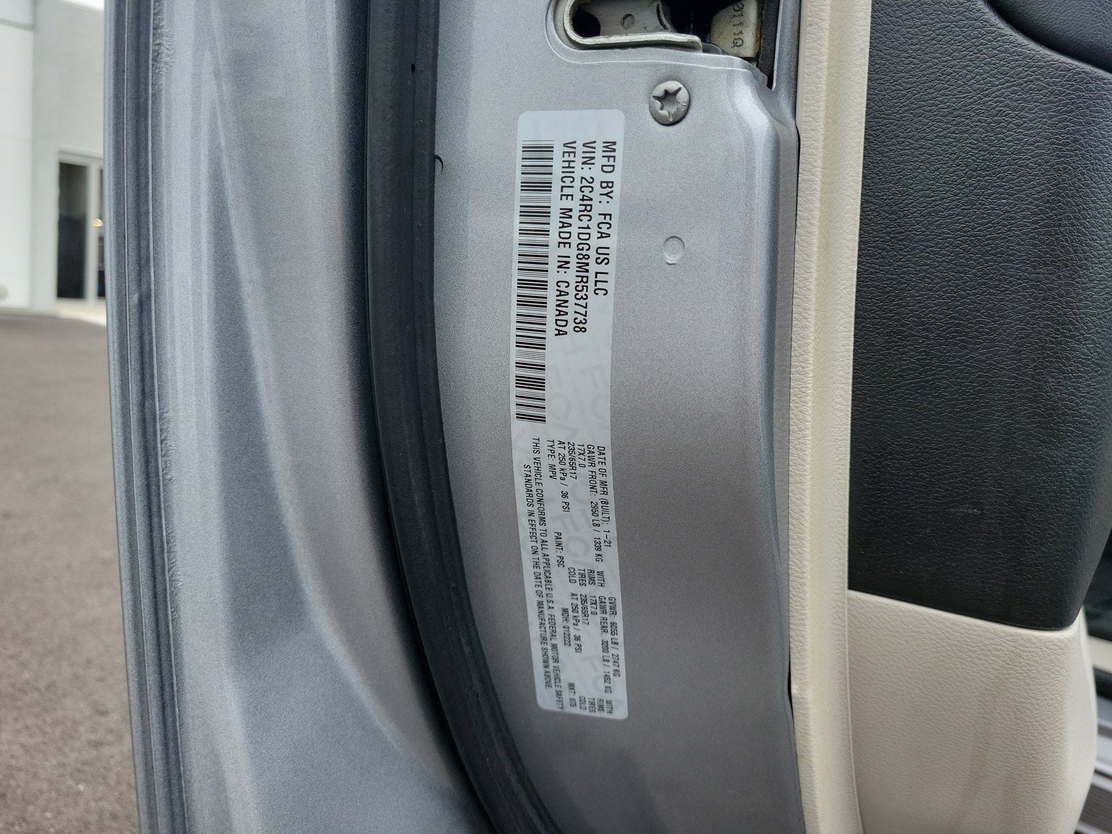 Used 2021 Chrysler Voyager Lxi FWD image 32