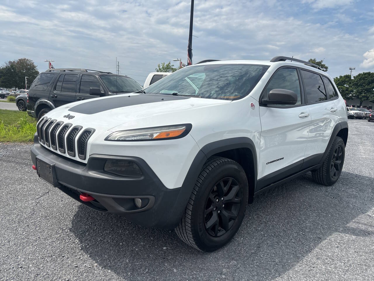 Used 2016 Jeep Cherokee Trailhawk w/ Comfort/Convenience Group