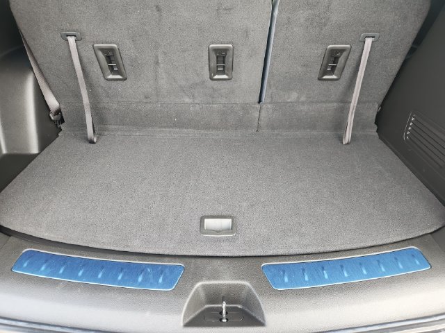 Used 2024 Buick Enclave Essence w/ Experience Buick Package FWD image 33