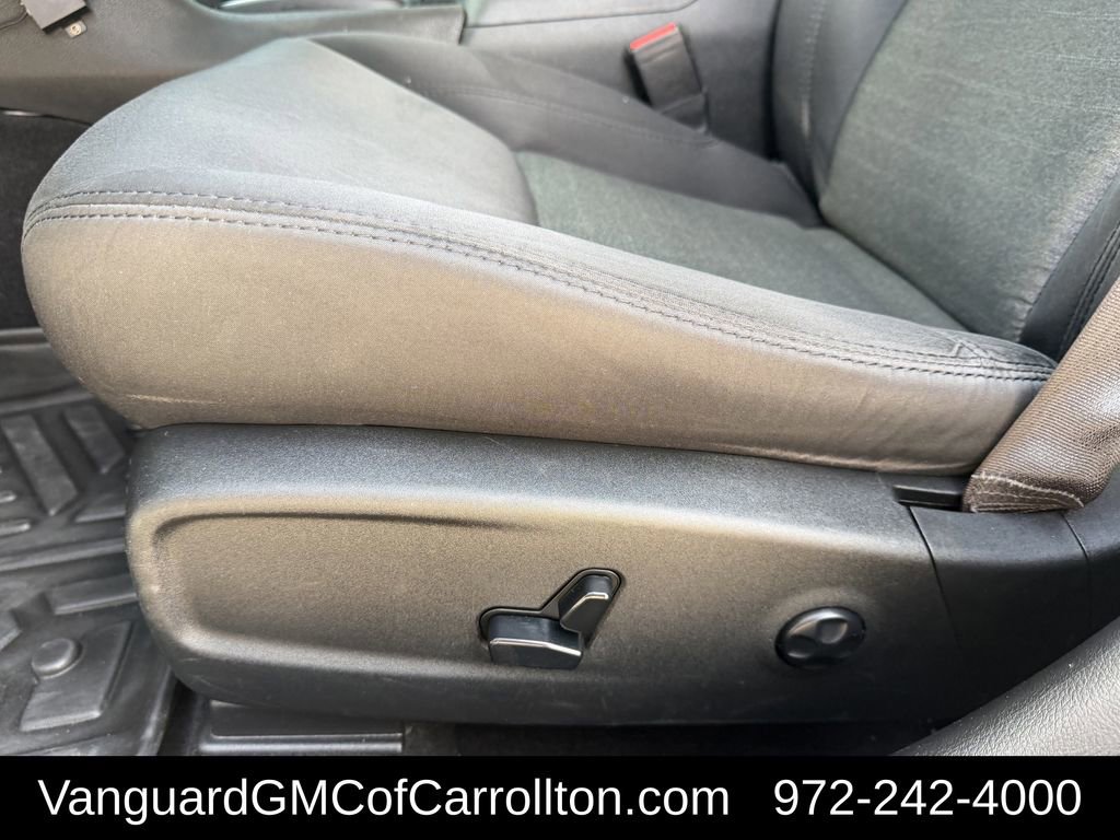 Used 2019 Chrysler 300 Touring w/ Sport Appearance Package RWD image 28