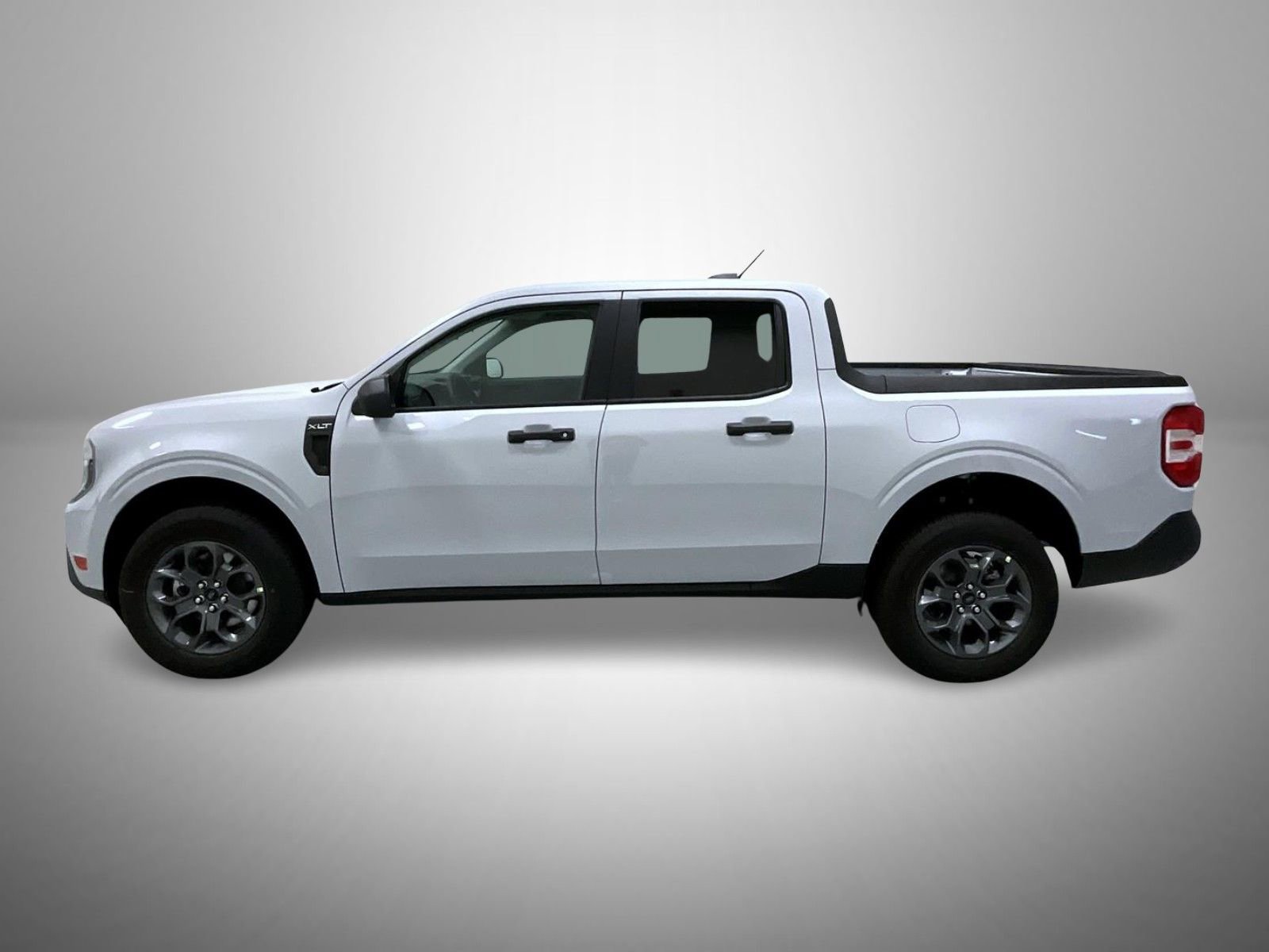 New 2025 Ford Maverick XLT image 8