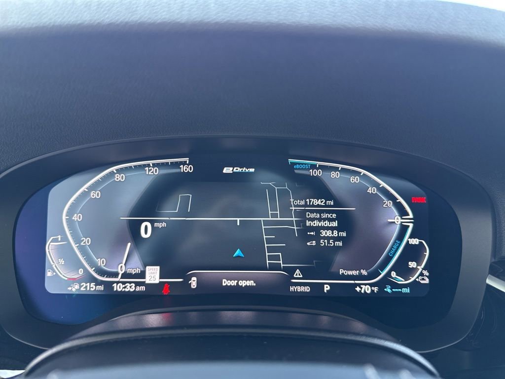 Used 2023 BMW 530e xDrive w/ Convenience Package image 19