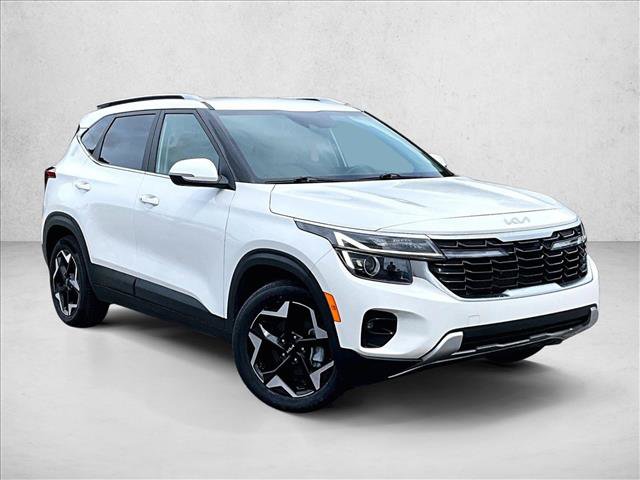Used 2024 Kia Seltos EX FWD image 12