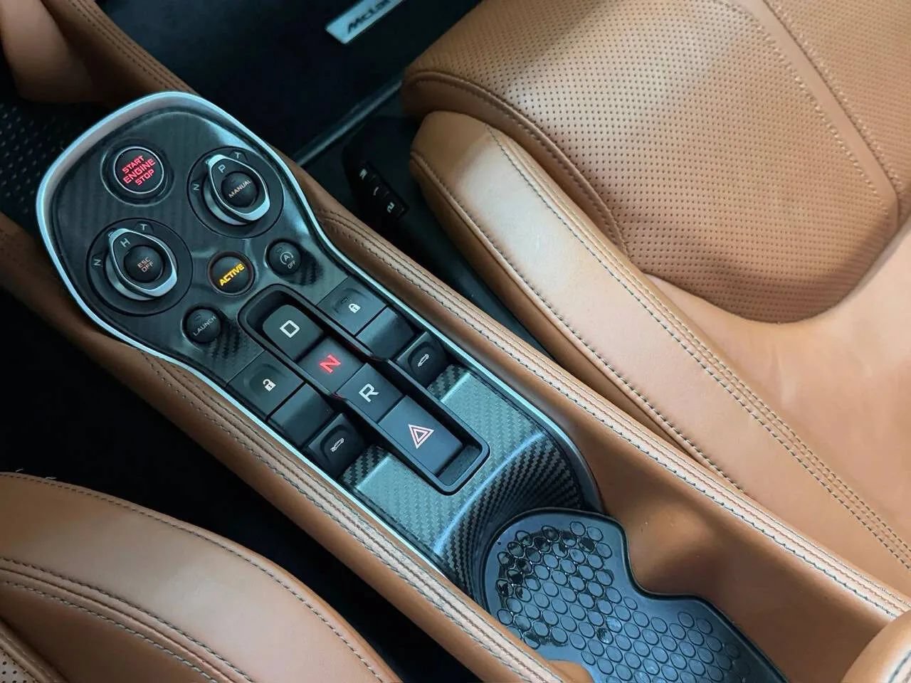 Used 2017 McLaren 570S RWD image 24