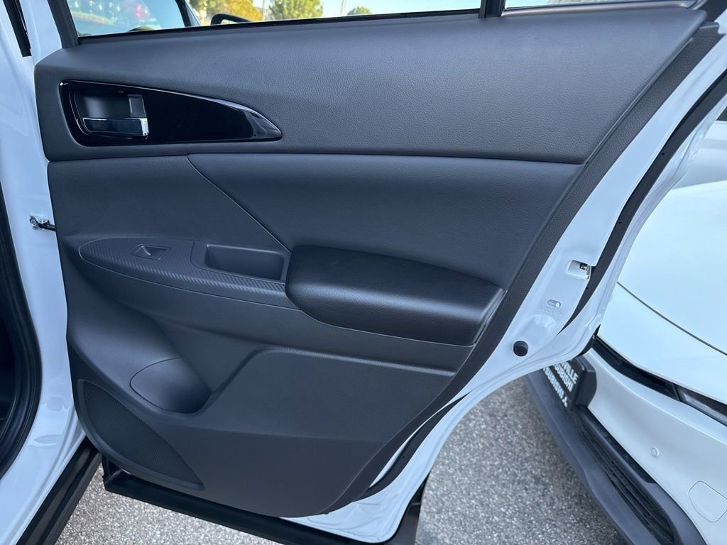 New 2026 Mitsubishi Eclipse Cross Black Edition image 30