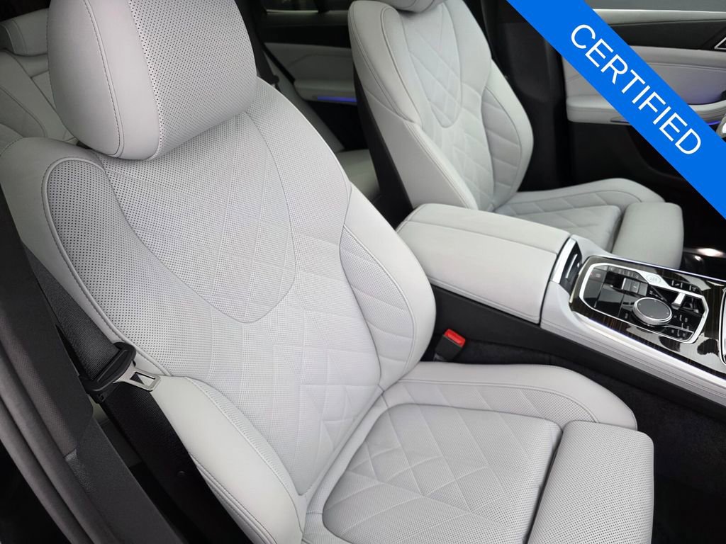 Certified 2024 BMW X5 xDrive40i w/ Premium Package AWD/4WD image 25