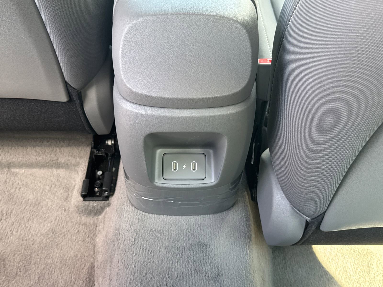 Used 2025 Hyundai Elantra Sport FWD image 24