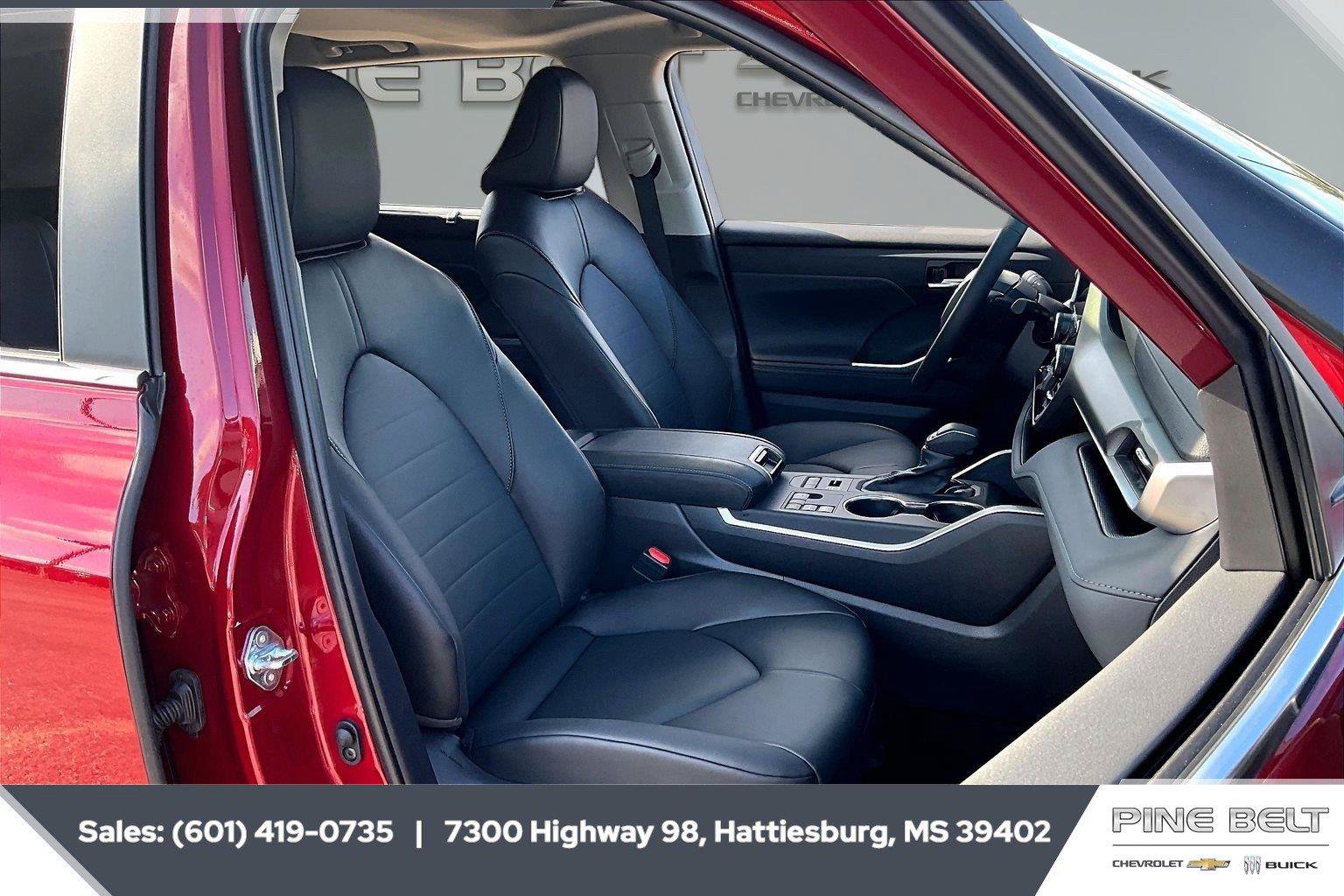 Used 2026 Toyota Highlander XLE AWD/4WD image 6