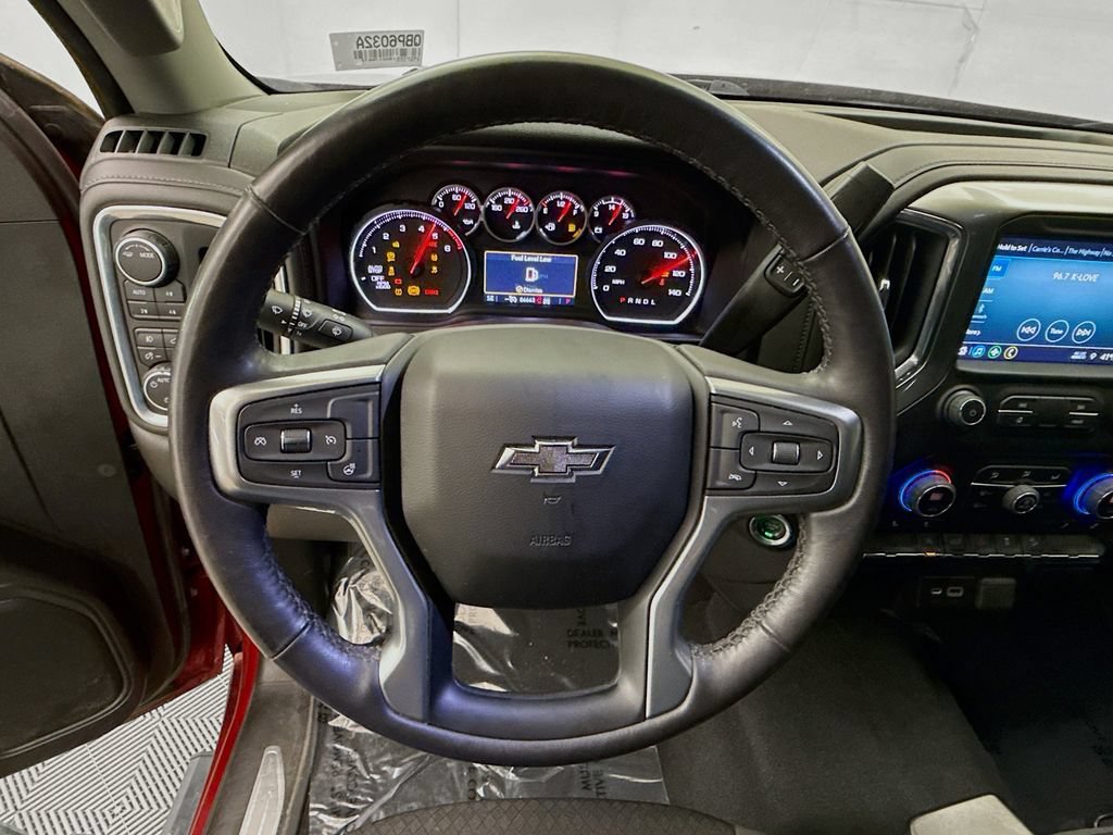 Used 2022 Chevrolet Silverado 1500 RST AWD/4WD image 13