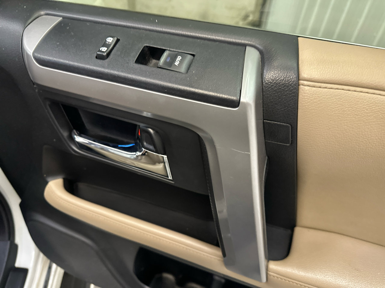 Used 2018 Toyota 4Runner Limited image 26