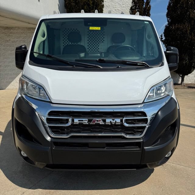 Used 2025 RAM ProMaster 2500 w/ U-Haul Equipment Group FWD image 8