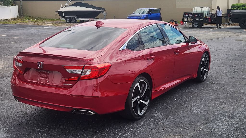Used 2018 Honda Accord Sport image 6