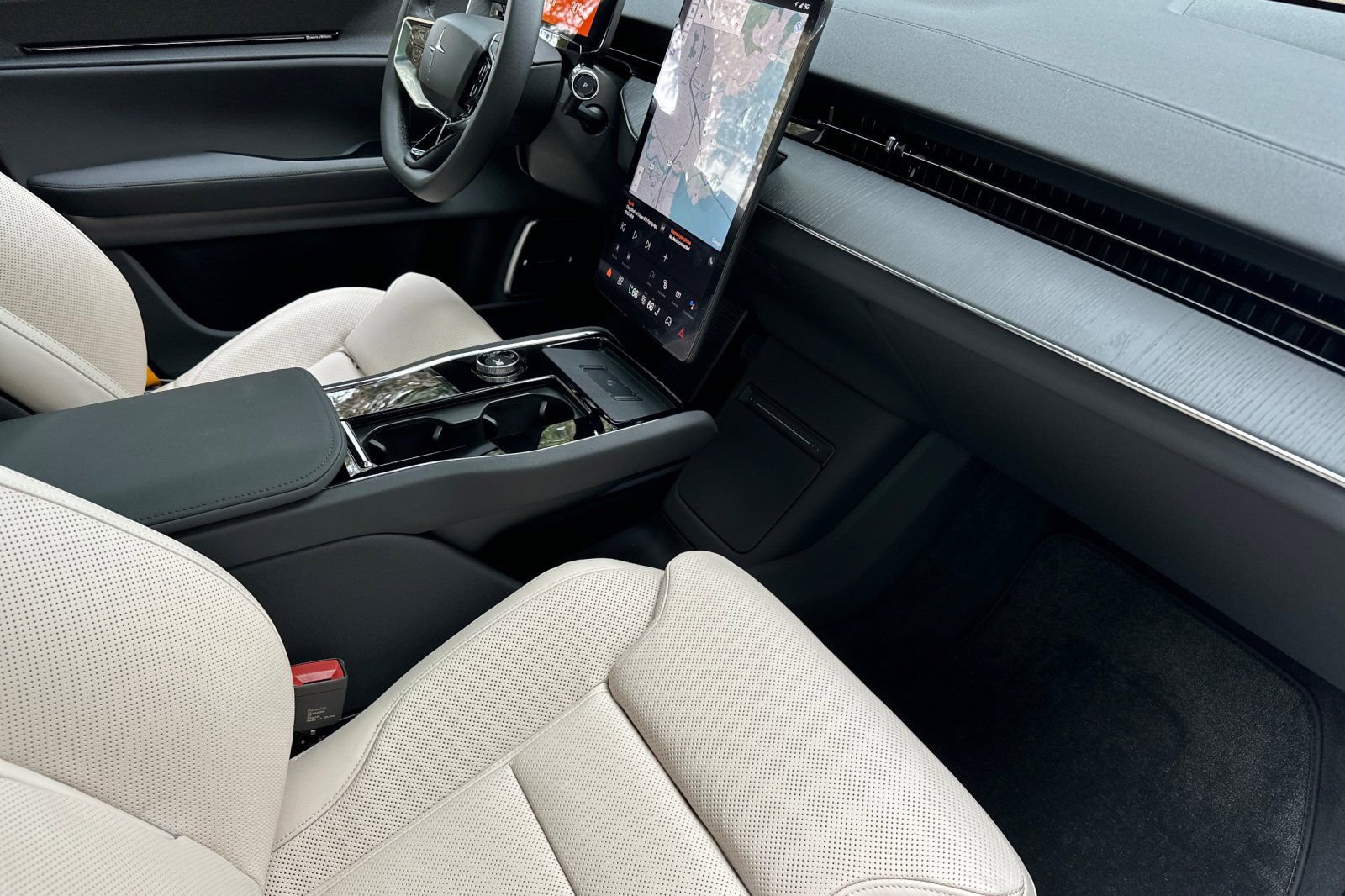New 2025 Polestar Polestar 3 image 18