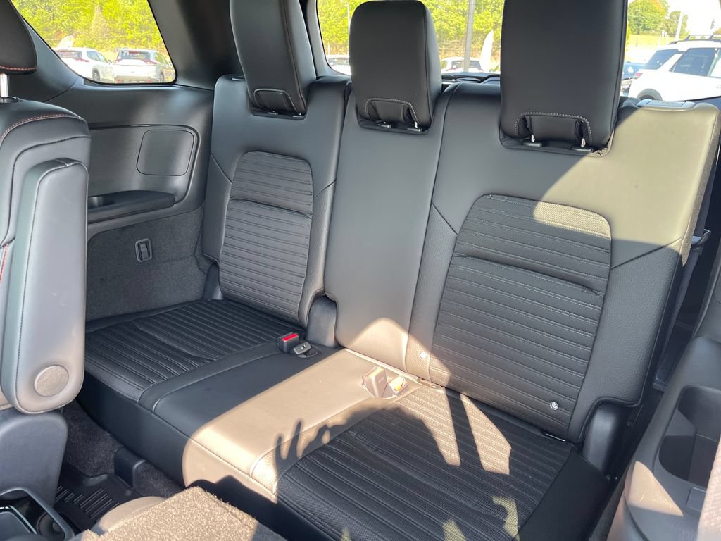 New 2026 Nissan Pathfinder Rock Creek w/ Rock Creek Premium Package AWD/4WD image 24