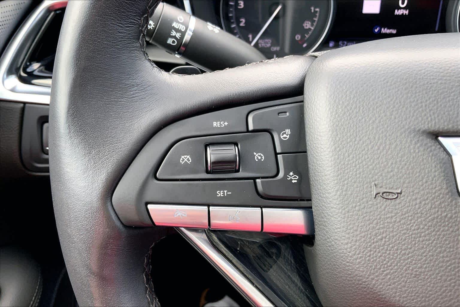 Used 2024 Cadillac XT6 Premium Luxury w/ Technology Package AWD/4WD image 22