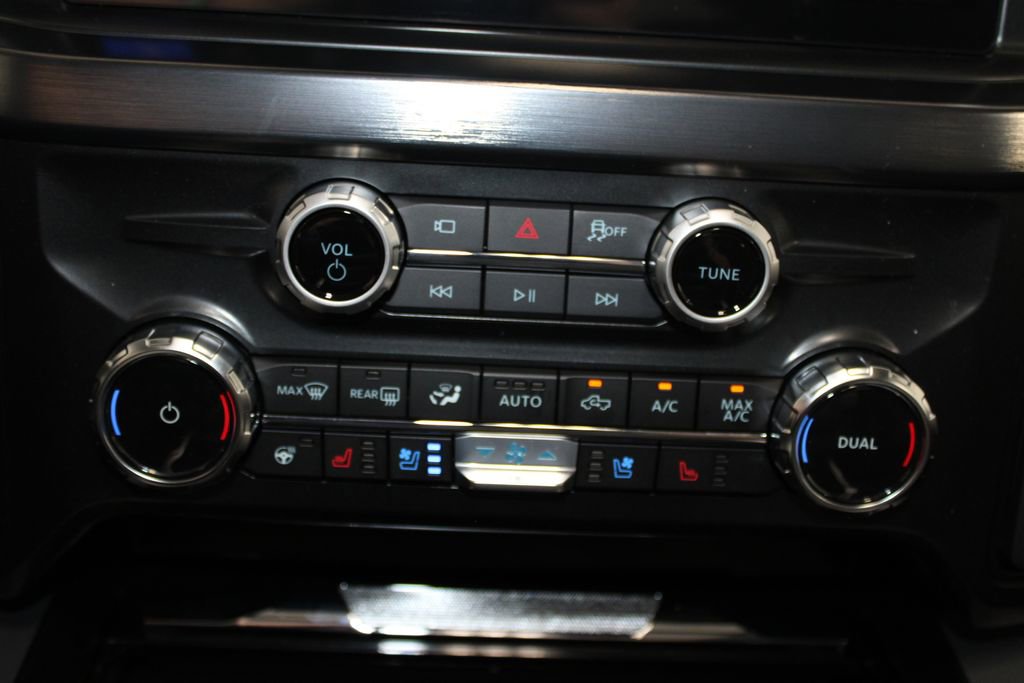 New 2025 Ford F250 Lariat w/ Lariat Ultimate Package image 47