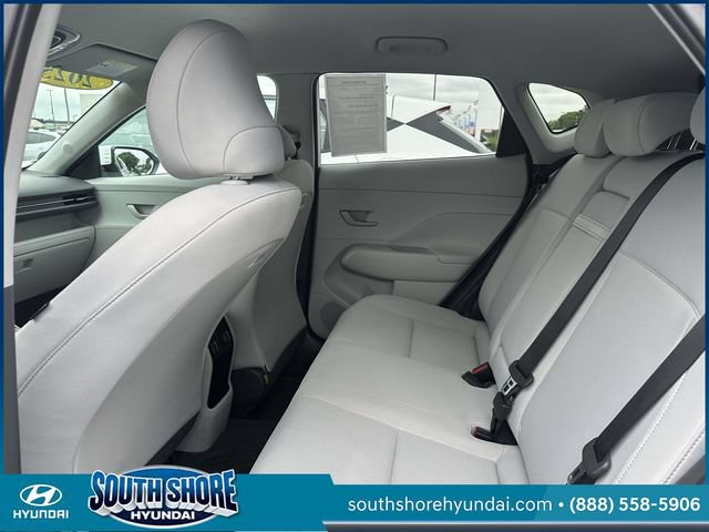 Certified 2025 Hyundai Kona SEL AWD/4WD image 13