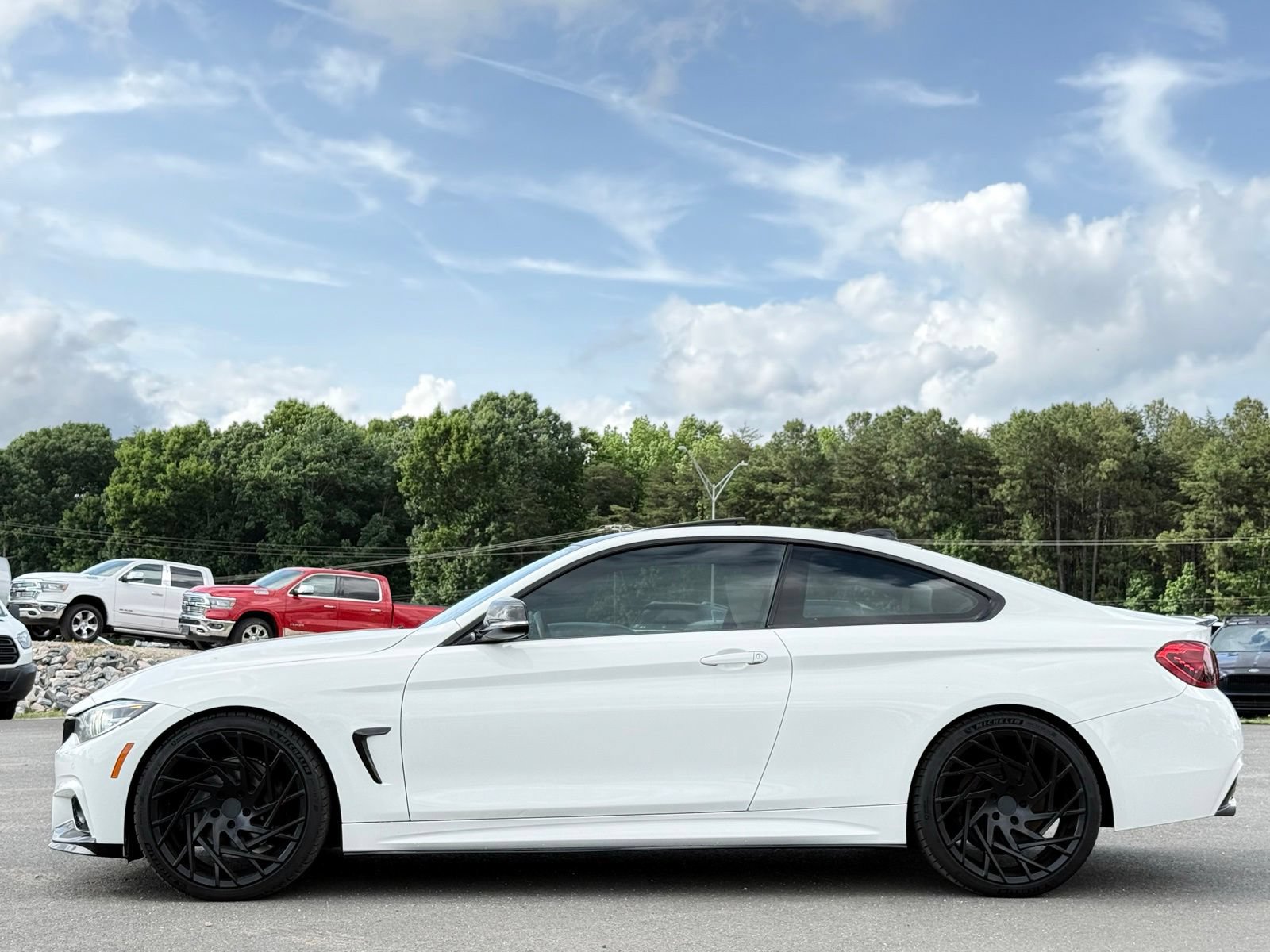 Used 2019 BMW 440i Coupe w/ M Sport Package RWD image 16