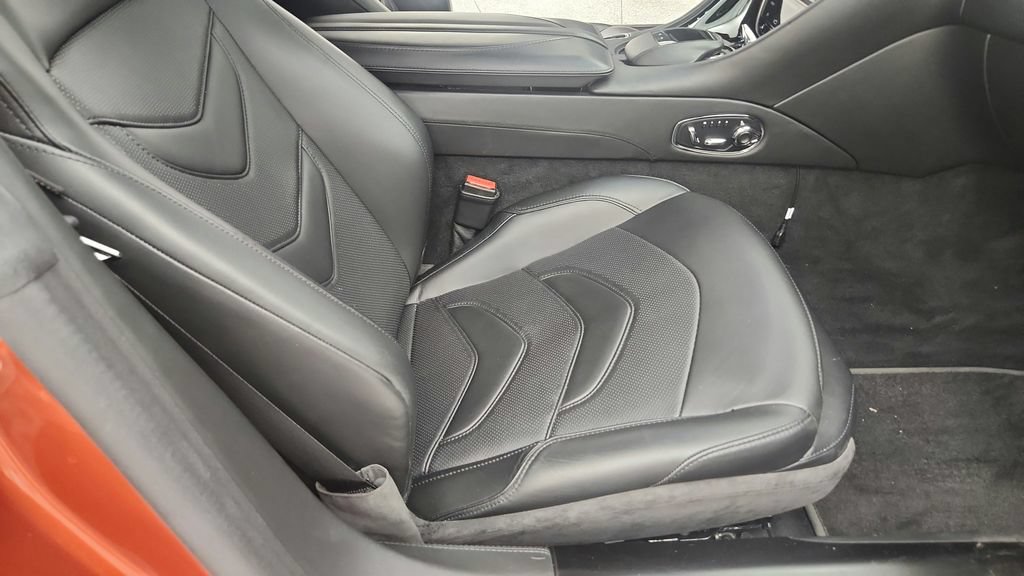 Used 2020 Aston Martin DBS Superleggera RWD image 39